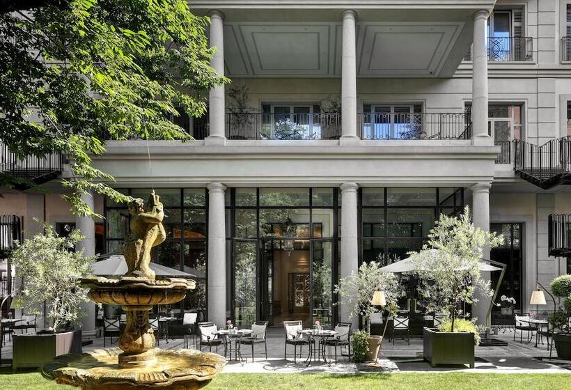 Palazzo Parigi Hotel & Grand Spa   Lhw