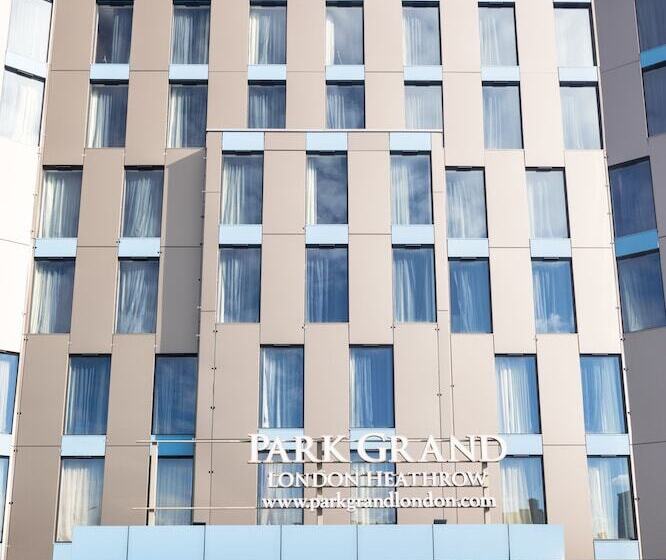 فندق Park Grand Heathrow