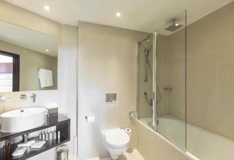 호텔 Park Grand Heathrow