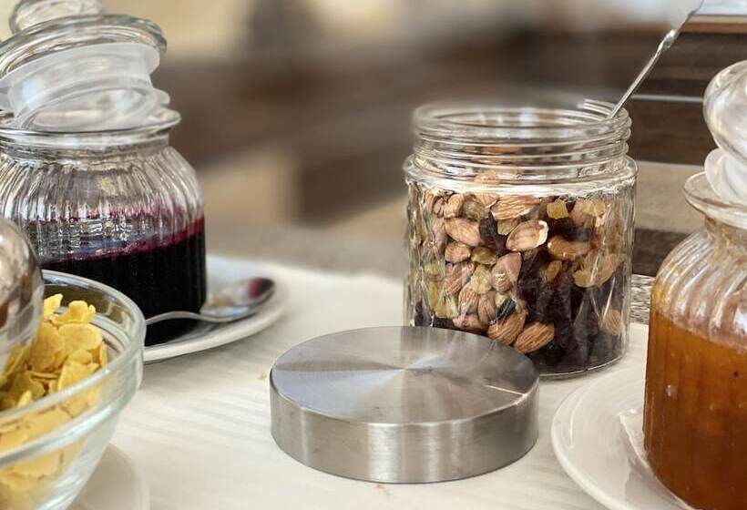 ホテル Plamena Palace