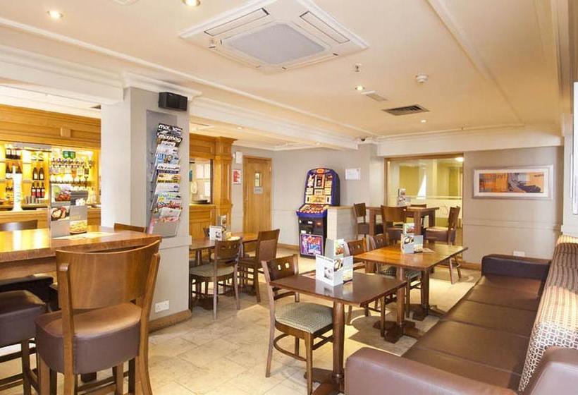 Fotos del hotel Premier Inn London County Hall:  16