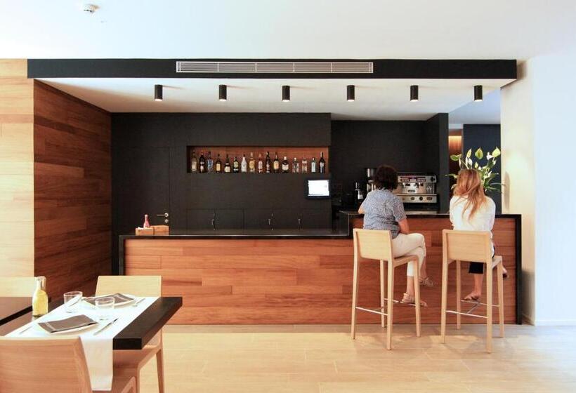 酒店 Raval De La Mar