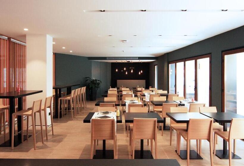 酒店 Raval De La Mar