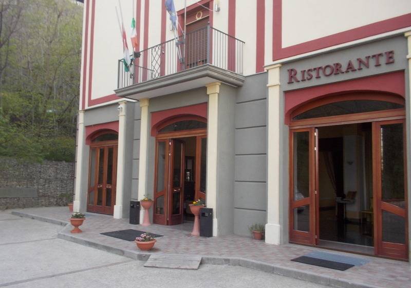 Royal Hotel Montevergine