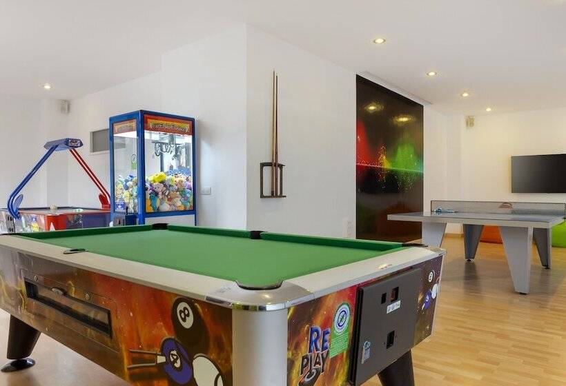 ホテル Royal Sunset Beach Club