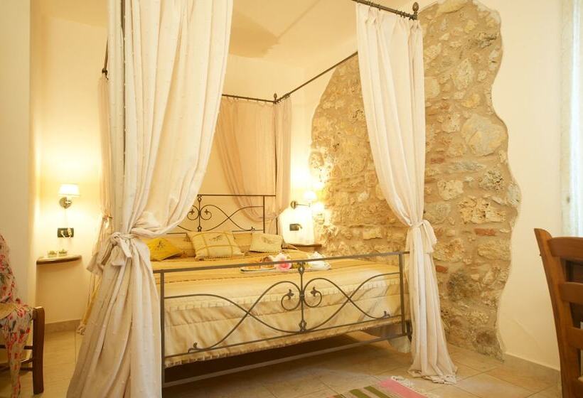 هتل روستایی Agriturismo Il Felciaione