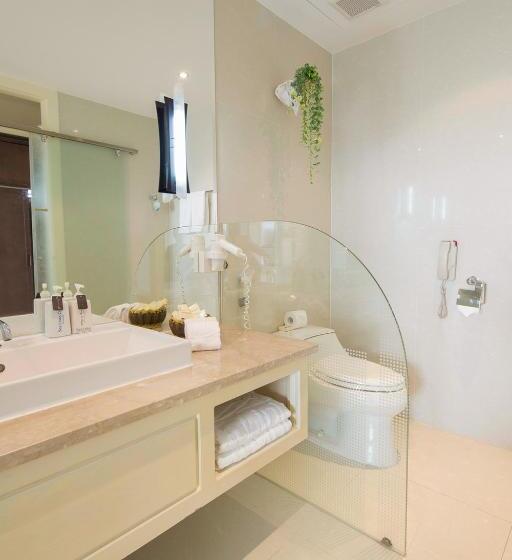 هتل Sea Links Beach