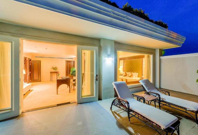 هتل Sea Links Beach