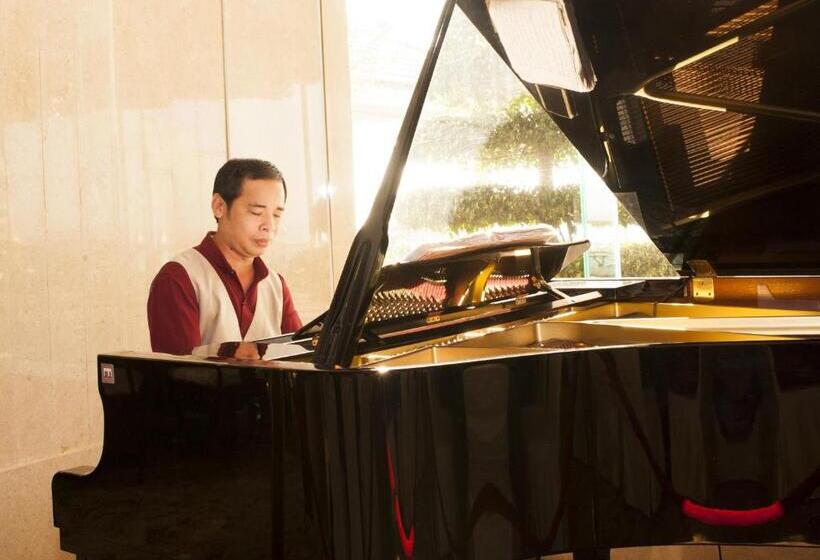 هتل Sea Links Beach