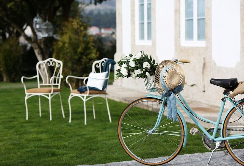 호텔 Solar Egas Moniz Charming House & Local Experiences