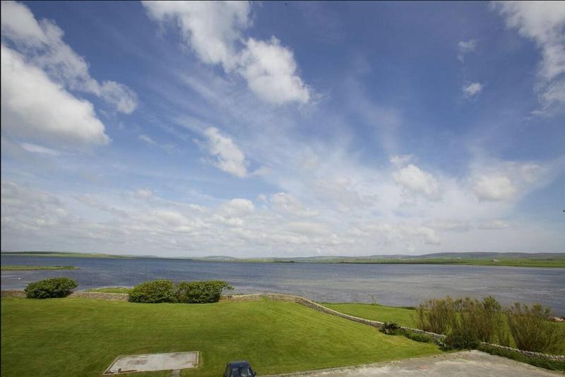 בית מלון כפרי Standing Stones