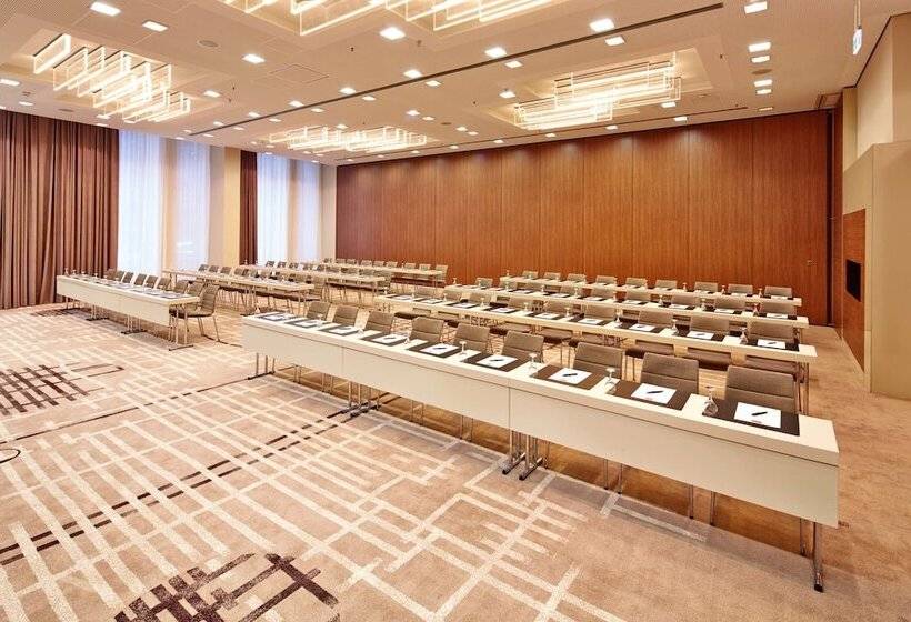 Steigenberger Hotel Am Kanzleramt