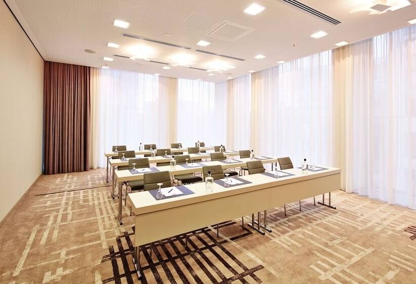 Steigenberger Hotel Am Kanzleramt