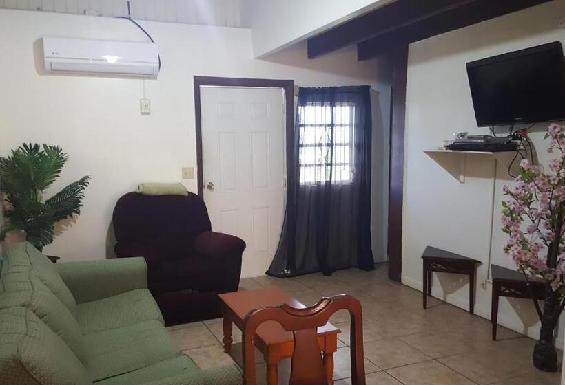 Hotel Sunset Gardens Guesthouse