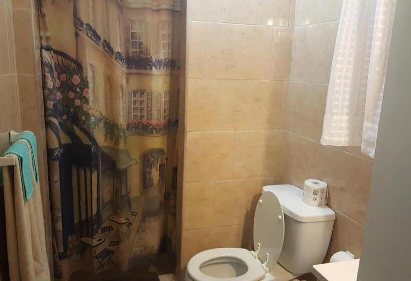 Hotel Sunset Gardens Guesthouse