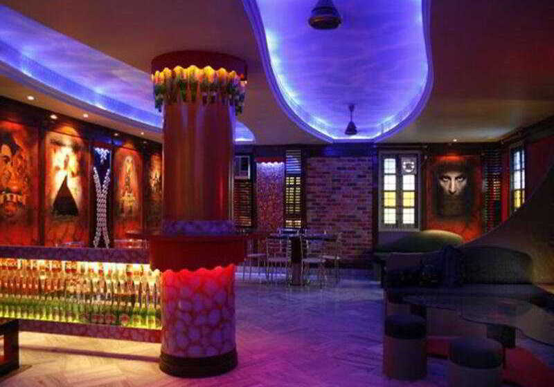 فندق Surya Kaiser Palace