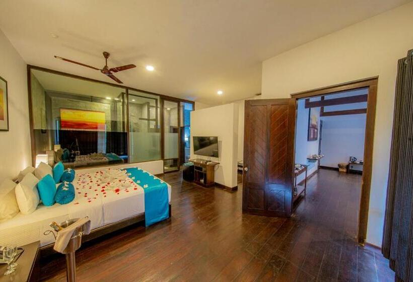 Отель Temple Tree Resort & Spa