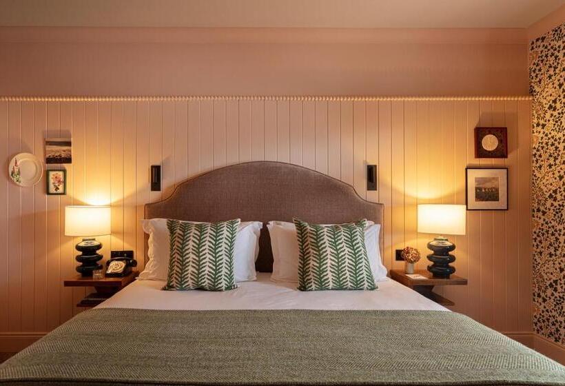 בית מלון כפרי The Ashe