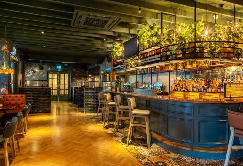 בית מלון כפרי The Ashe