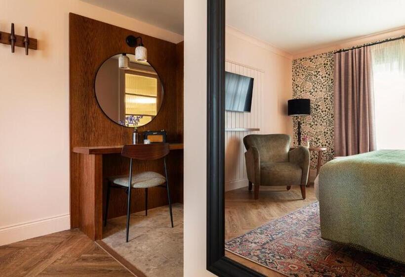 בית מלון כפרי The Ashe