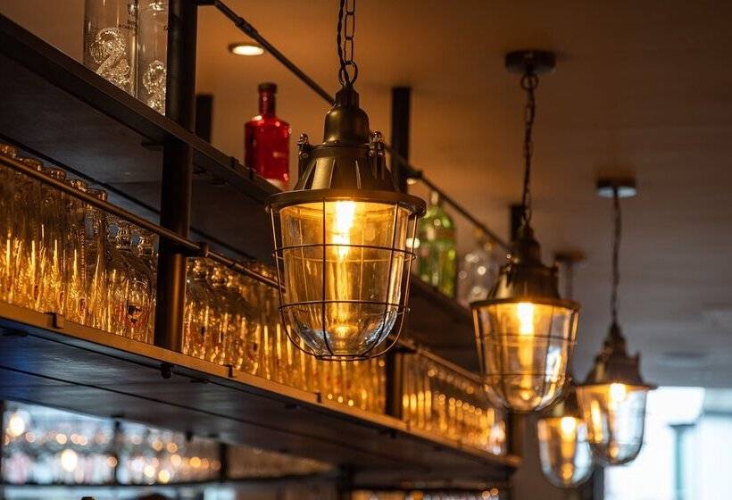 The Bold Hotel; Bw Signature Collection