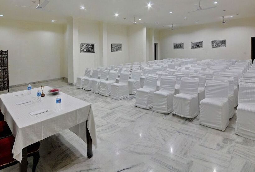 فندق The Hadoti Palace Bundi