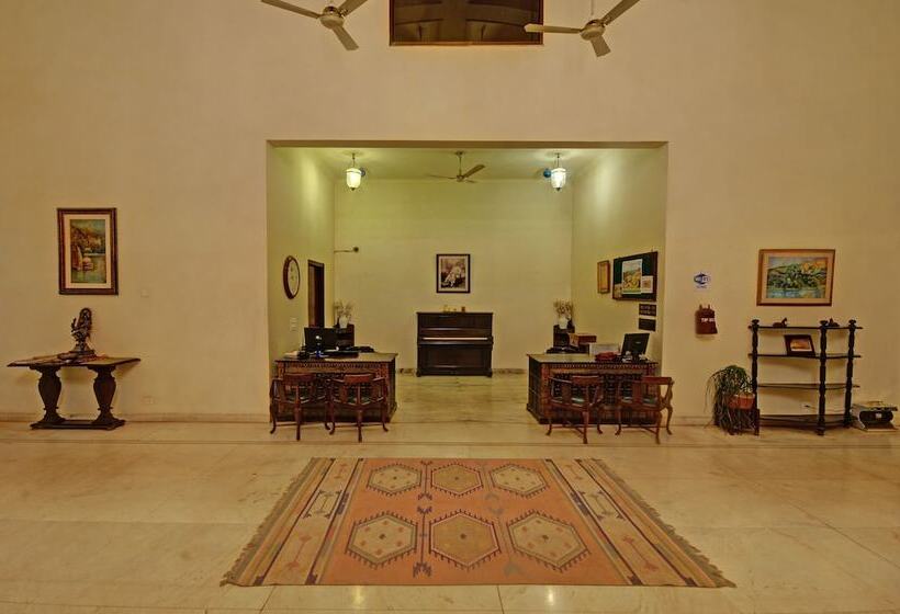فندق The Hadoti Palace Bundi