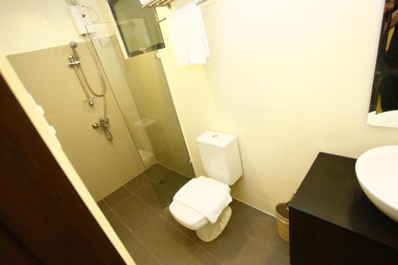 هتل The Oracle  & Residences