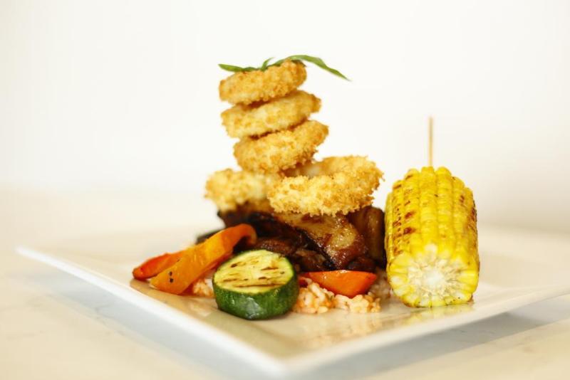 هتل The Oracle  & Residences