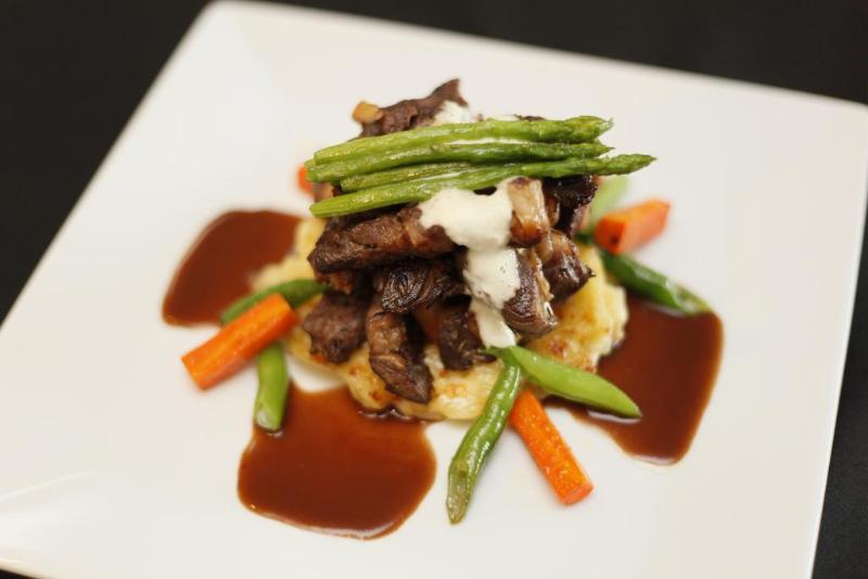 هتل The Oracle  & Residences