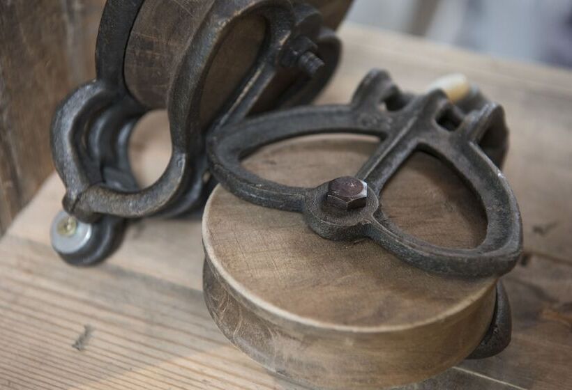 فندق The Ship & Trades