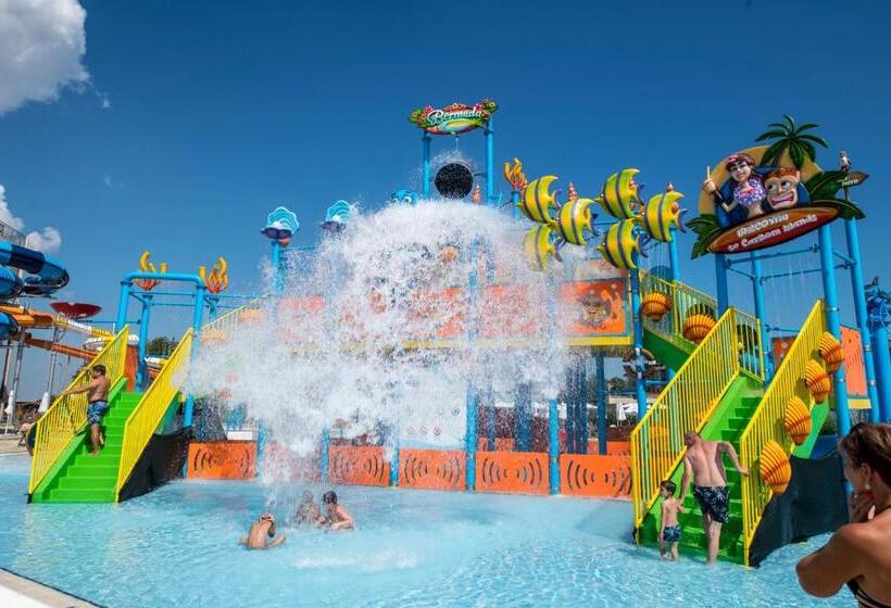 Отель Topola Skies Resort & Aquapark