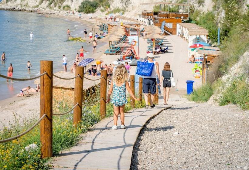 Отель Topola Skies Resort & Aquapark