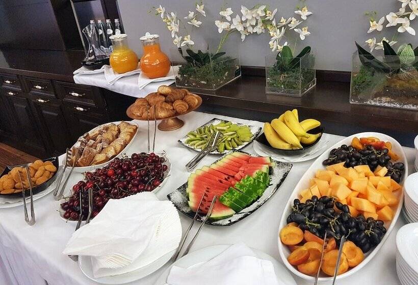 호텔 Victoria Tirana