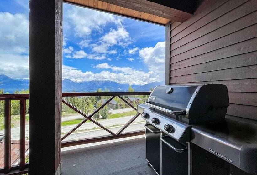 בית מלון כפרי Whispering Pines