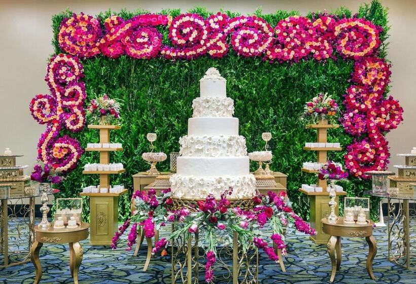 ホテル Wyndham Guayaquil, Puerto Santa Ana