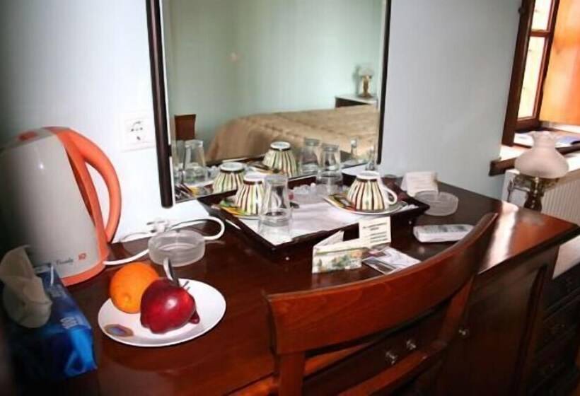 膳宿费 Nikolas Guesthouse