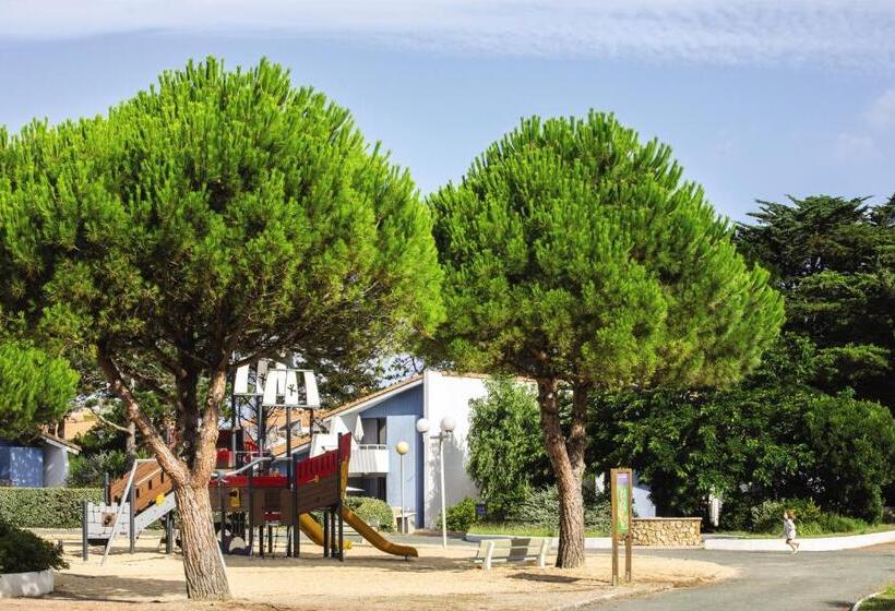 住所  Belambra Clubs Saint Jean De Monts   Les Grands Espaces