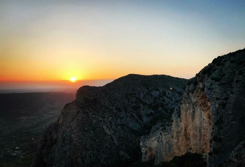 ユースホステル Gîte De Vénascle