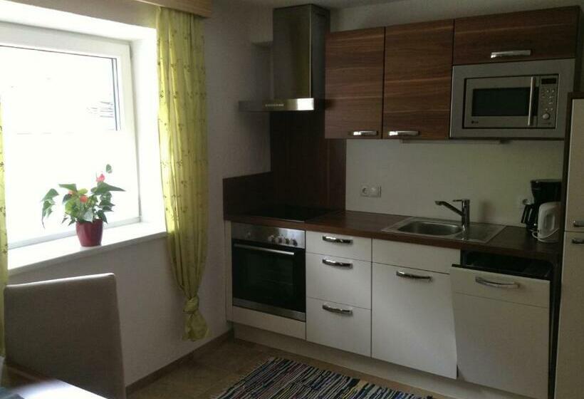 مبيت وإفطار Jausenstation Edelweiß