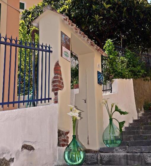 پانسیون Levante Blu