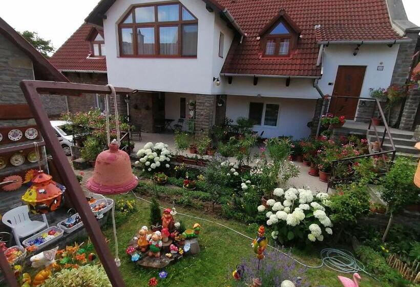 펜션 Oleander Vendégház