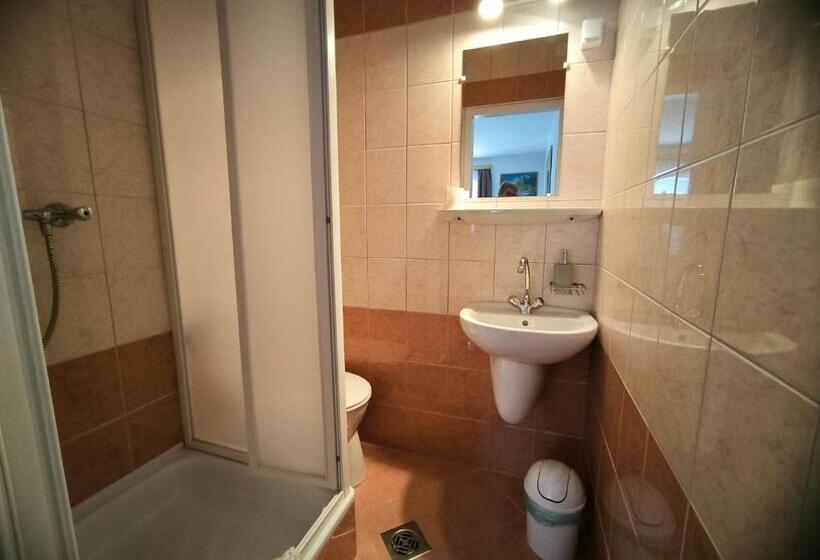 펜션 Oleander Vendégház