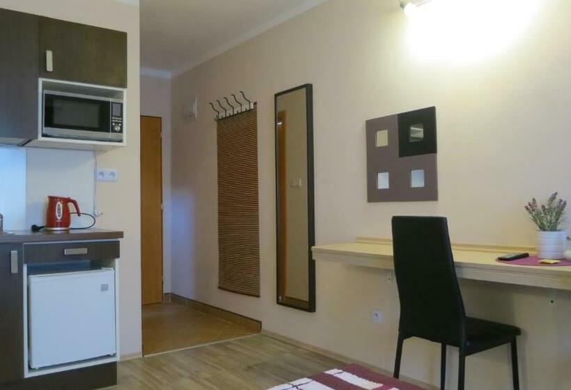 פנסיון Penzion Coupe