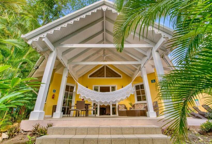 ホテル Lomas Del Caribe