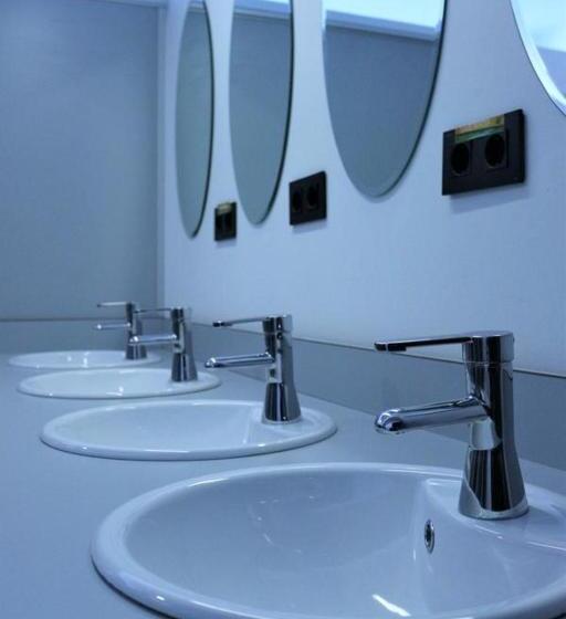 هاستل Vigo Beds & Rooms