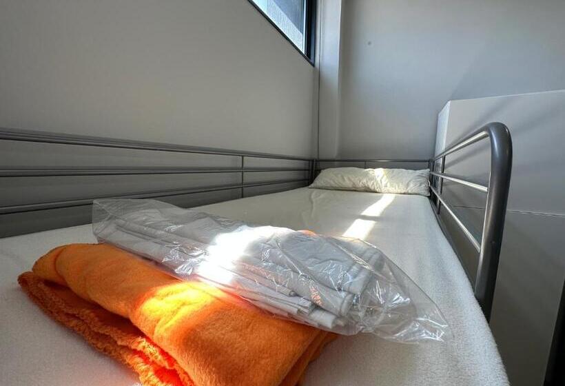 ユースホステル Vigo Beds & Rooms