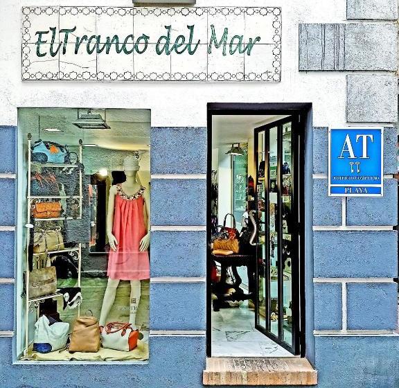 Apartamentos El Tranco Del Mar