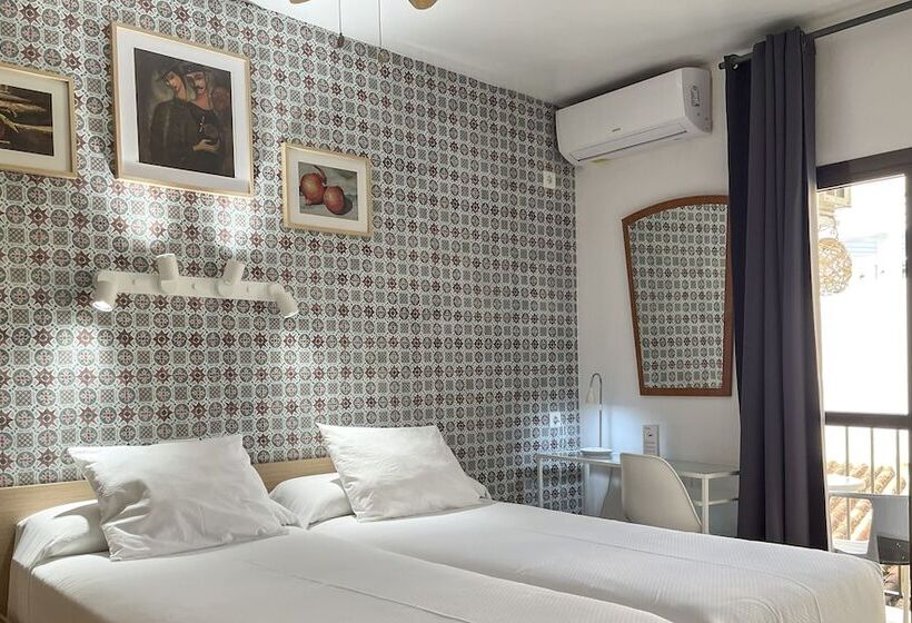 Beatriz Charming Hostal