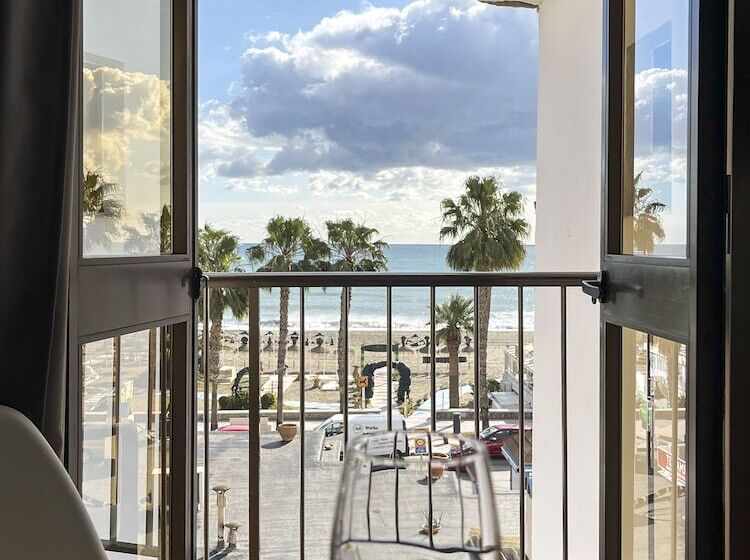 Beatriz Charming Hostal